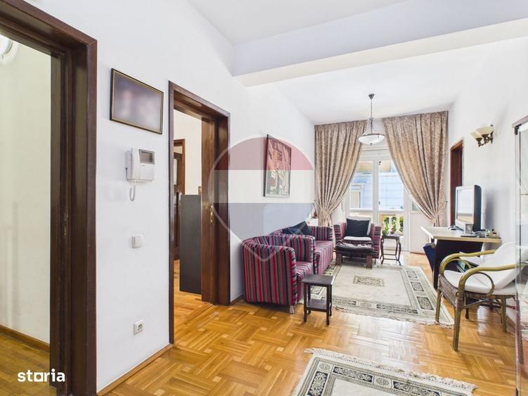 Casă cu 4 camere în Central