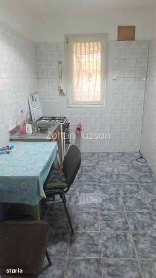 Apartament doua camere decomandat de vanzare