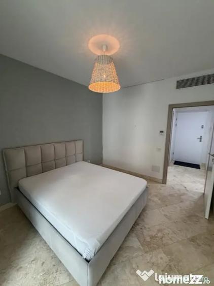 Apartament cu 3 camere decomandat în Parcul Carol