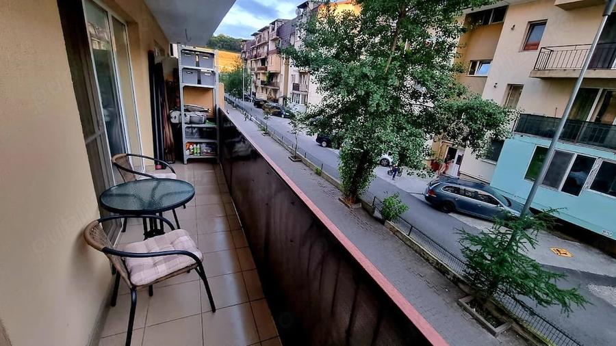 Garsonieră decomandată în Florești