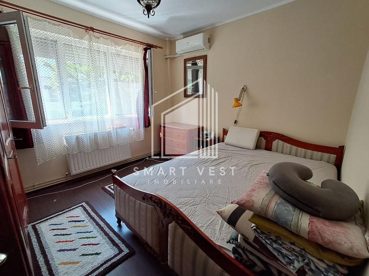 Apartament cu 3 camere semidecomandat, mobilat în Micro 16