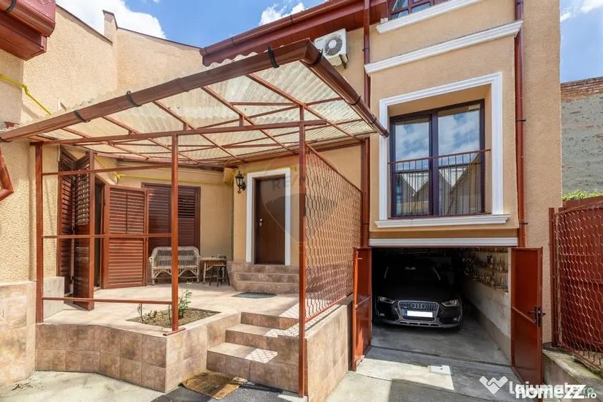 Casă cu 3 camere cu Teren 320 Mp în Intim