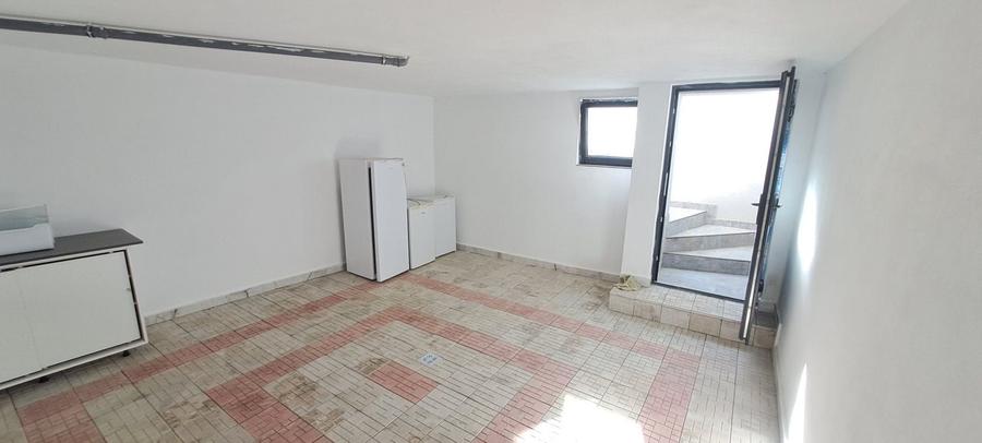 Spațiu comercial, de 120 mp, în Central