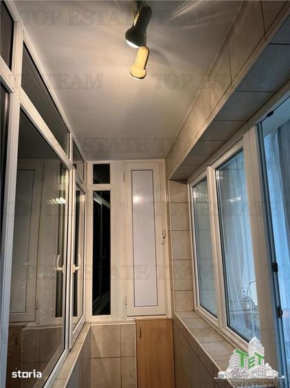 Apartament cu 2 camere semidecomandat, mobilat în Centrul Civic