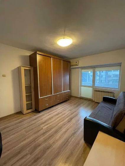 Apartament cu 2 camere decomandat în Păcurari
