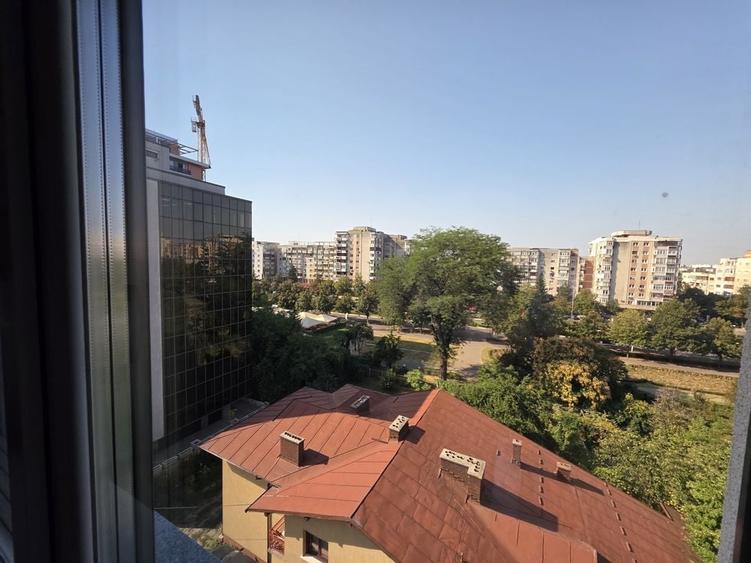 Apartament cu 2 camere decomandat în Exterior Vest