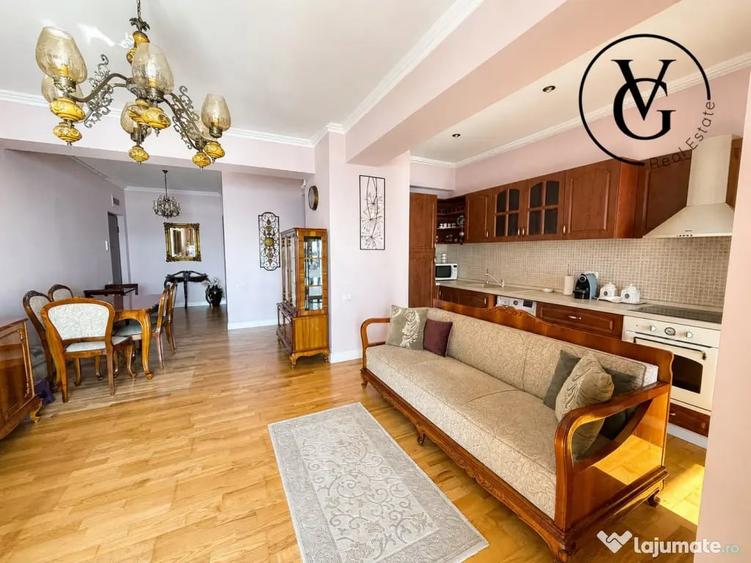 Apartament cu 3 camere semidecomandat în Central