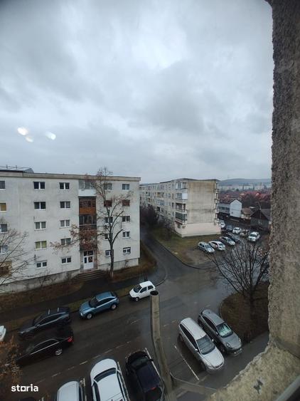 Apartament cu 2 camere decomandat în Deve