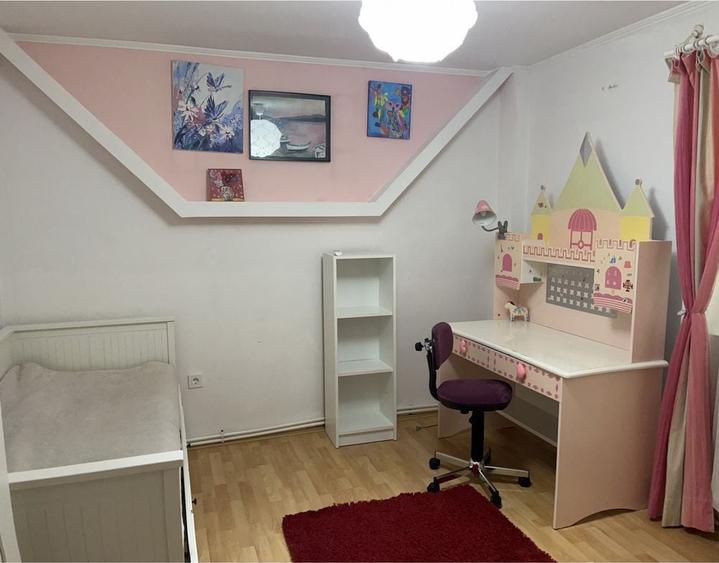 Apartament cu 2 camere semidecomandat în Țepeș Vodă