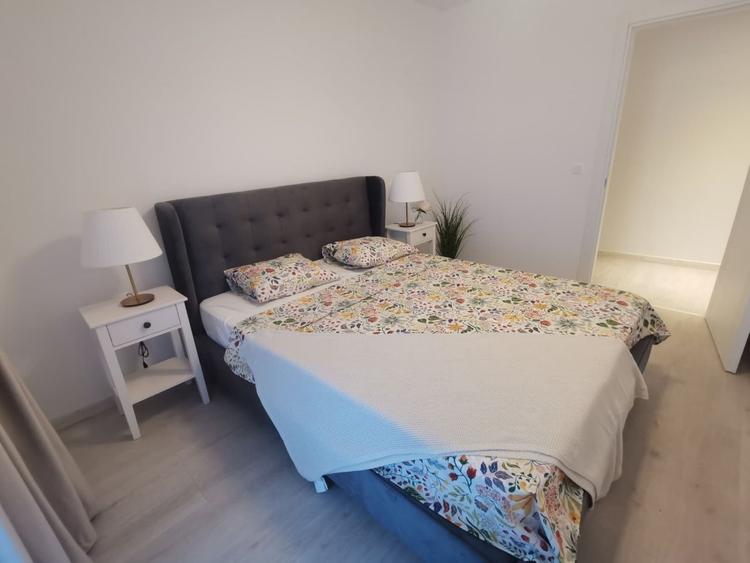 Apartament cu 2 camere decomandat, mobilat în Industriilor