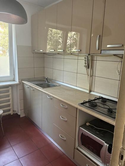 Apartament cu 2 camere semidecomandat în Exterior Vest
