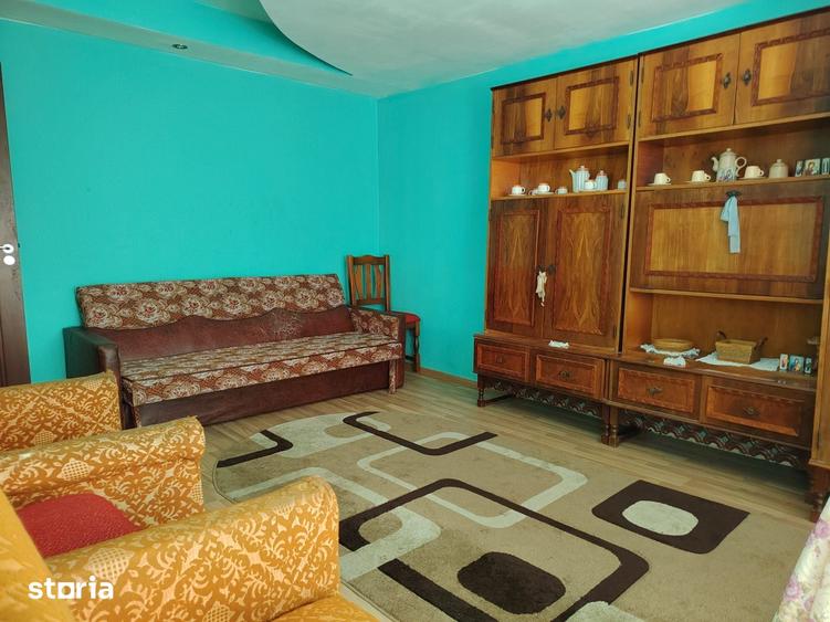 Apartament cu 2 camere decomandat în Valea Rosie