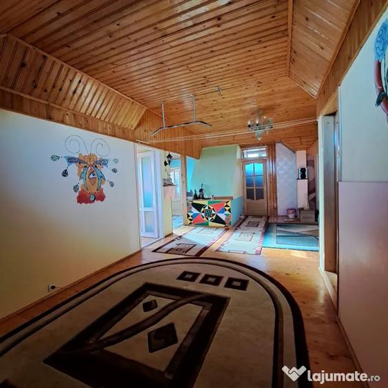 Apartament cu 3 camere decomandat în Ultracentral