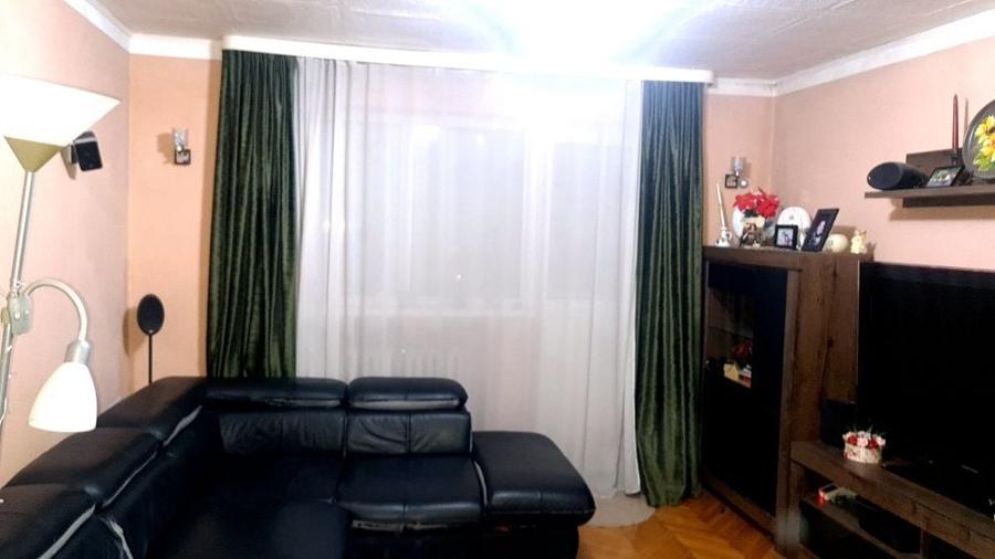 Apartament cu 3 camere decomandat în Tudor