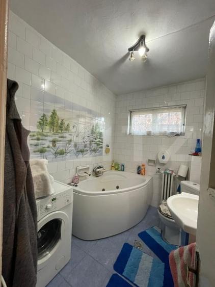 Casă individuală cu 5 camere cu Piscina în Hațeg