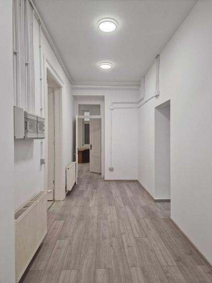 Spațiu comercial, de 140 mp, în P-ța Unirii