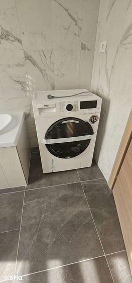 Apartament cu 3 camere, mobilat în Tractorul