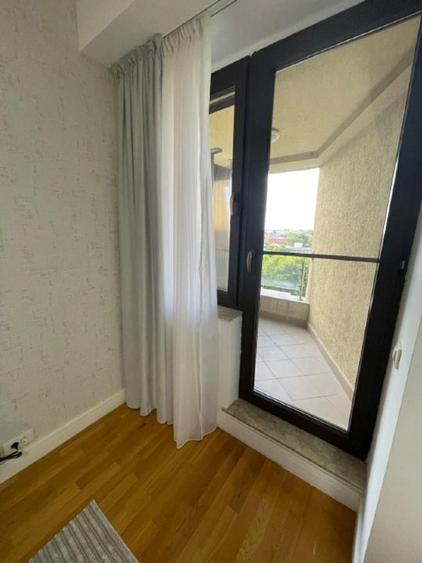 Apartament cu 3 camere decomandat în Herăstrău