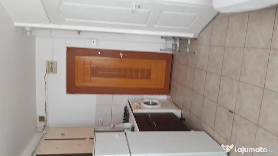 Proprietar inchiriez garsoniera Nicolina - 4