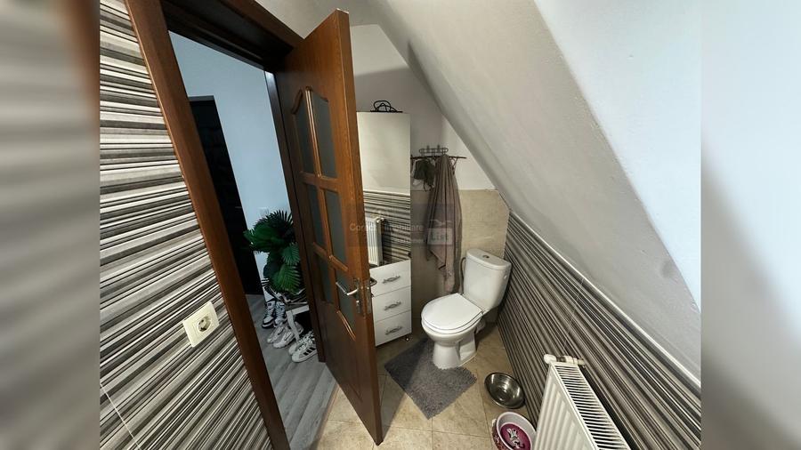 Apartament cu 2 camere decomandat, mobilat în Decebal