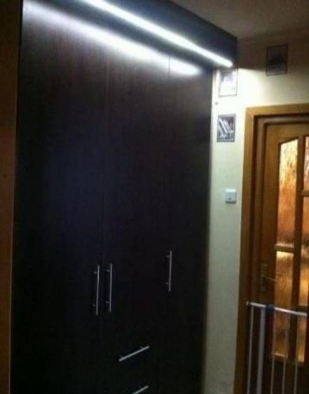 Apartament cu 3 camere decomandat în Sârbi
