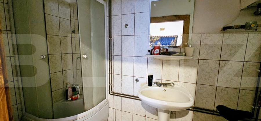 Casă cu 2 camere cu Teren 720 Mp în Central