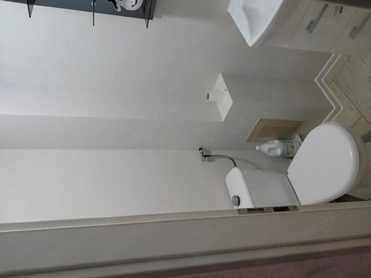 Apartament cu 3 camere decomandat în Dorobanților