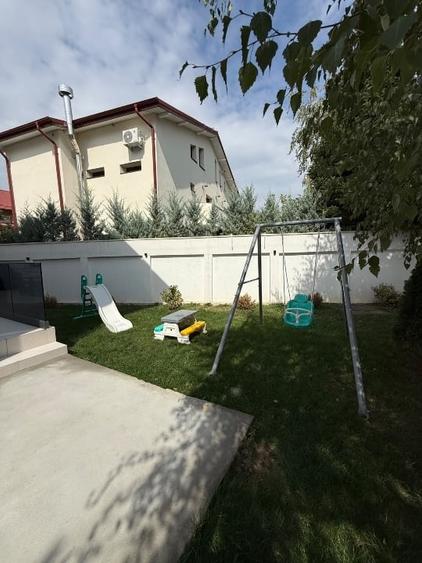 Casă individuală cu 5 camere cu Canalizare în Central