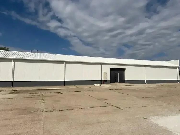 Spațiu comercial, de 320 mp, în Central