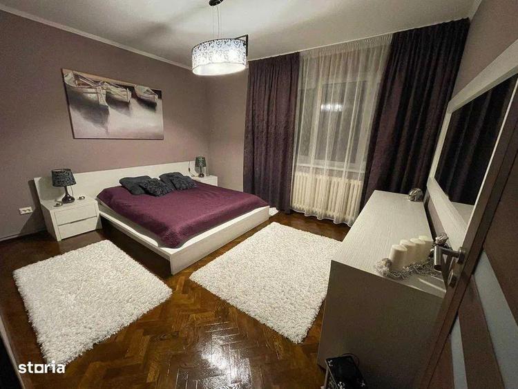 Apartament cu 3 camere în Plopilor