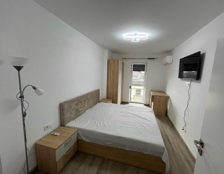 Apartament cu 2 camere decomandat, mobilat în Orașul Vechi