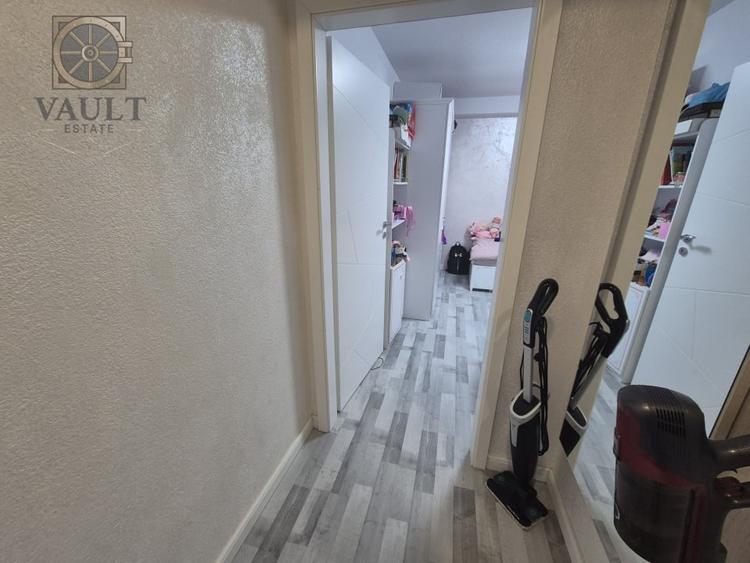 Apartament cu 3 camere semidecomandat, mobilat în Mogoșoaia