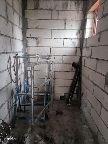 Casă cu 3 camere cu Teren 550 Mp în Central