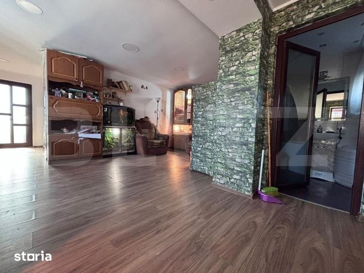 Casă cu 3 camere cu Teren 2770 Mp în Văcărești