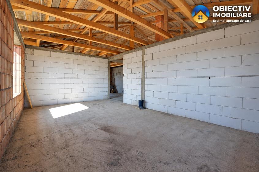 Casă individuală cu 4 camere cu Teren 600 Mp în Dumbrava Roșie