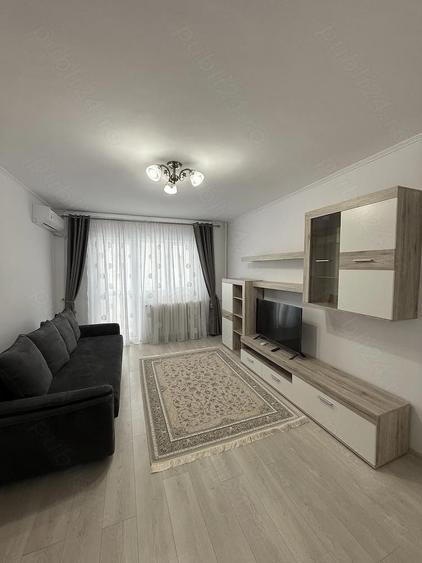 Garsonieră decomandată în Rahova