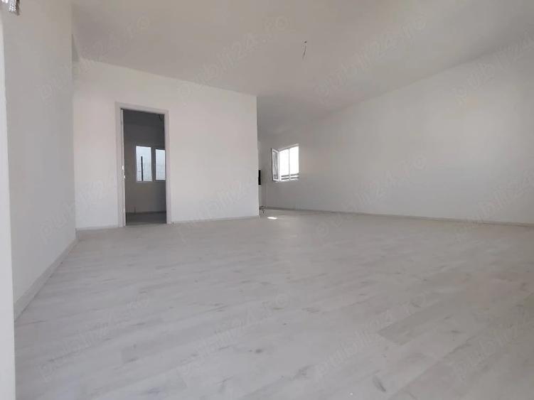 Casă cu Teren 210 Mp în Central