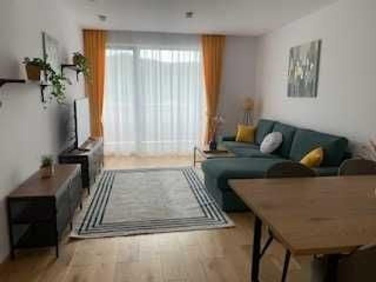 Apartament cu 2 camere decomandat în Exterior Vest