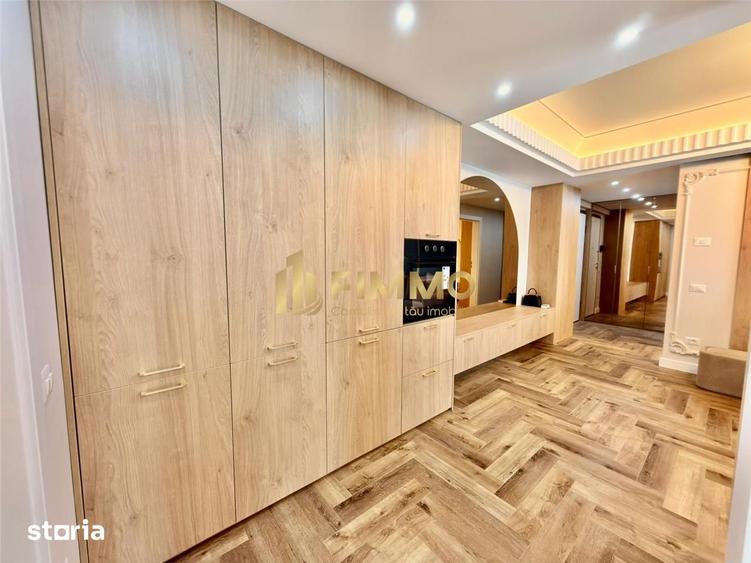 Apartament cu 3 camere, mobilat în Central