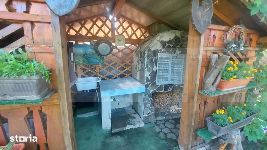Casă cu 5 camere cu Teren 4427 Mp în Holbav