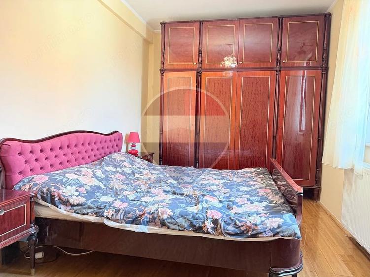 Apartament cu 4 camere decomandat în Fundeni