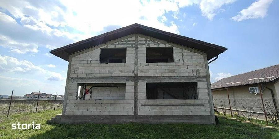 Casă cu 4 camere cu Teren 190 Mp în Clinceni