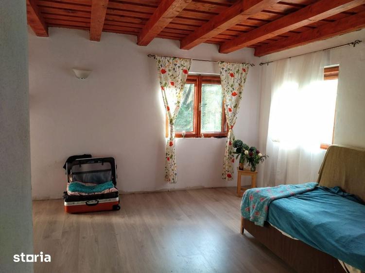 Casă cu 2 camere cu Teren 3000 Mp în Certeju de Sus