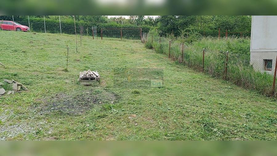 Teren intravilan de 1244 mp, în Sud-Est