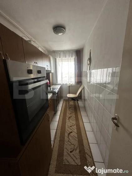 Apartament cu 2 camere decomandat în Micro 15