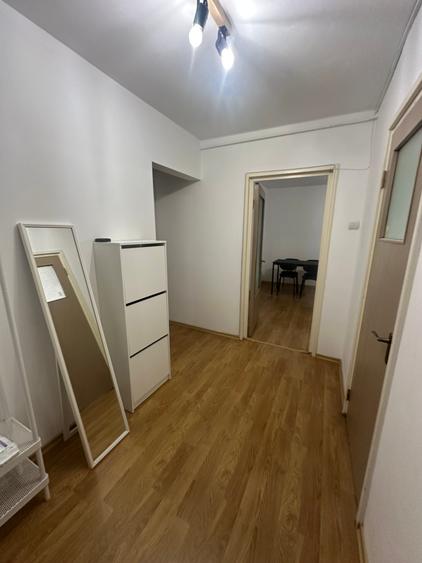 Apartament cu 3 camere decomandat în Politehnica