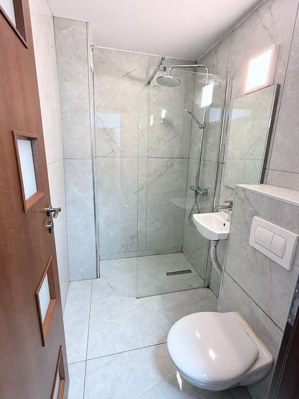 Apartament cu 4 camere decomandat în Vitan Mall