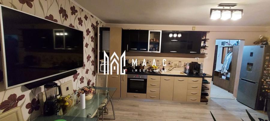 Apartament cu 3 camere decomandat, mobilat în Ostroveni