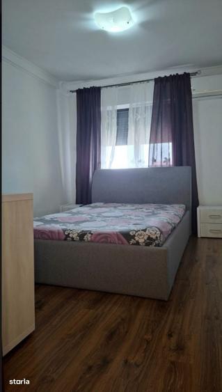 Apartament cu 3 camere decomandat în Găvana