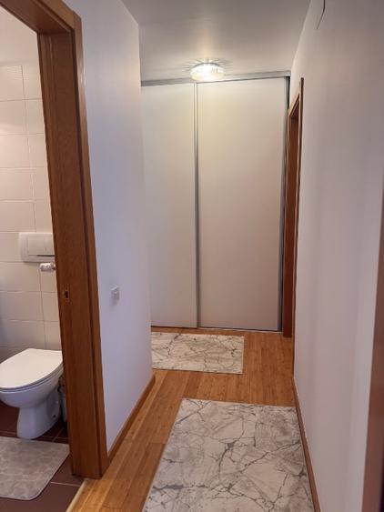 Apartament cu 3 camere decomandat, mobilat în Central